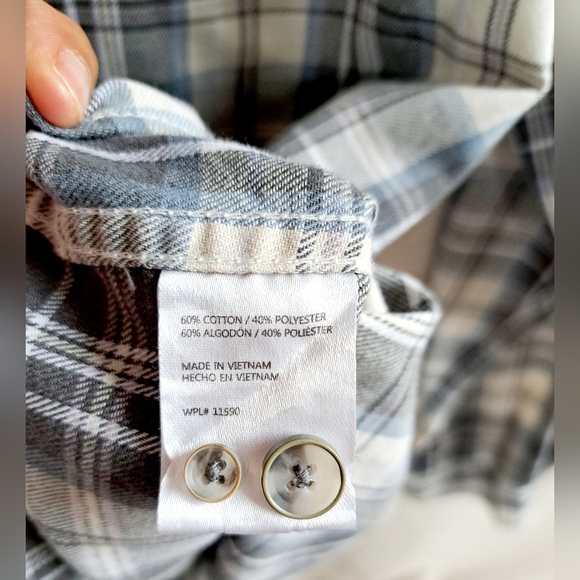 Men's Weatherproof Casual Button Down Grey Plaid Shirt - Picture 7 of 9